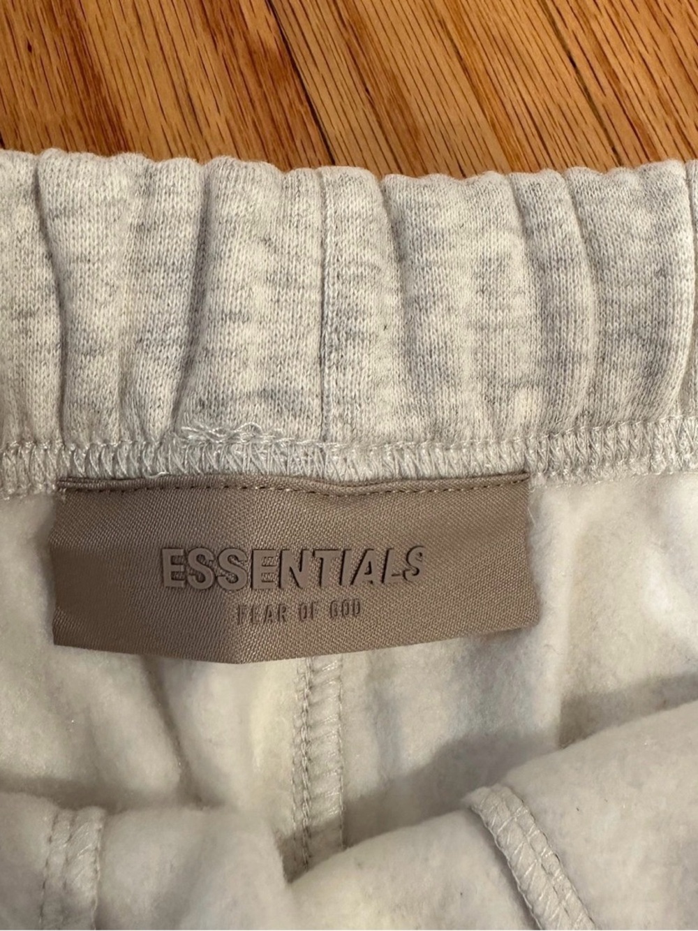 Essentials Fear Of God Light Oat Relaxed Sweatpants Sizes XS - XXL - Picture 4 of 6